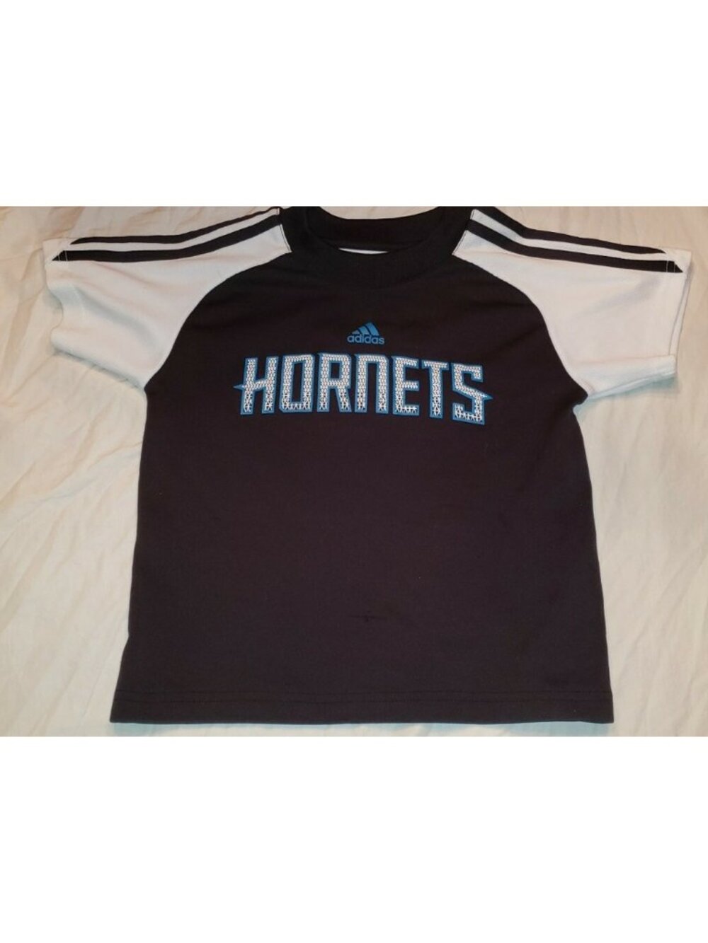 CHARLOTTE HORNETS adidas youth S-CH-4 preowned                                B7